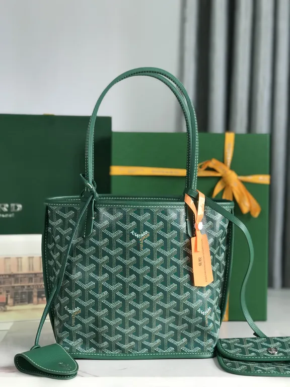 Goyard Bag 